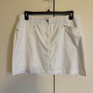 Daily sports white skort